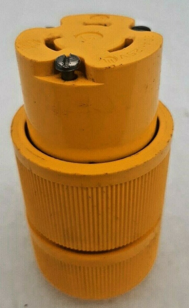 General Electric 20A.125V L5 Locking Female Plug