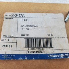 Russellstoll Thomas&Betts SKP12G 600 V 20 A 11P 12W Pin and Sleeve Plug NEW