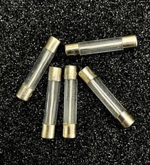 5pc Littelfuse Vintage 313 2-1/2A 2.5A 250V Time-Delay 3AG Glass USA **NOS