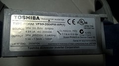 Toshiba VFS9-2004PM-WP(1) 220V 0.4KW plc invertr PLC