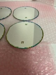 125 MM PATTERNED SILICON WAFERS, LOT OF 6