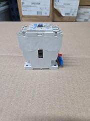 Cutler Hammer D15CR31 Relay 110/120 VAC Coil