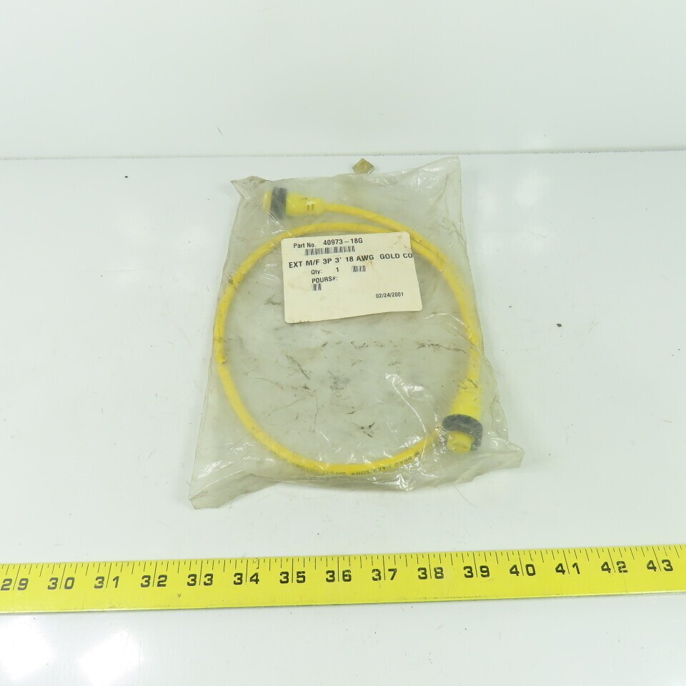 Daniel Woodhead 40973-18G Mini Change Cordset 3-Pin Male/Female 3′ 18/3PVC 18AWG