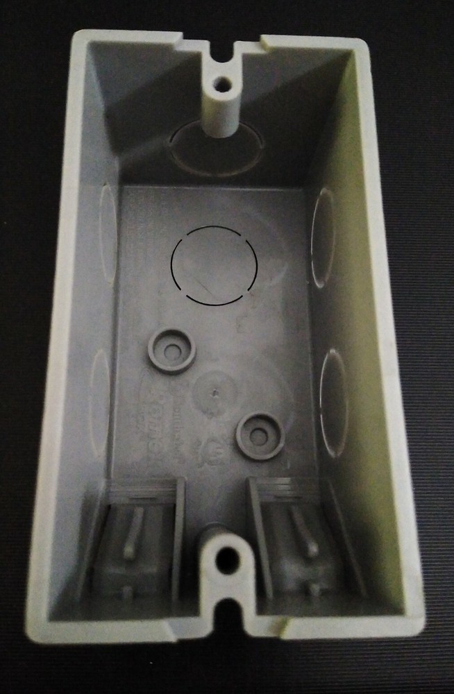 Southwire Romex Nonmetallic Handy Box