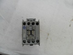 ALLEN BRADLEY 100-C23D*10 /C CONTACTOR 600VAC 30A
