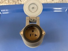 KILLARK UGRC-20231F 20 AMP ACCEPTOR CONNECTOR 125V 20A 1HP BREECH LID CONNECTOR