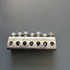 (Lot of 7) GROUND BAR 7 POSITION 1-15/16″LENGTH 7/16″WIDTH 9/16″ HEIGHT