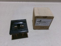Midwest FH682 Disconnect Fuse Pull Out Double 60 Amp AK