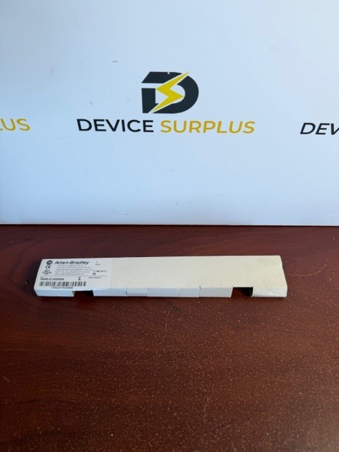 Allen Bradley 140M-C-W545N Compact Busbar 3-Phase 64A 54mm Spacing 5 NEW