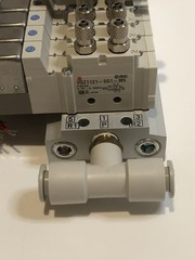 SMC Manifold Block VQZ1121-5G1-M5 (x10) – 4 Way Valve