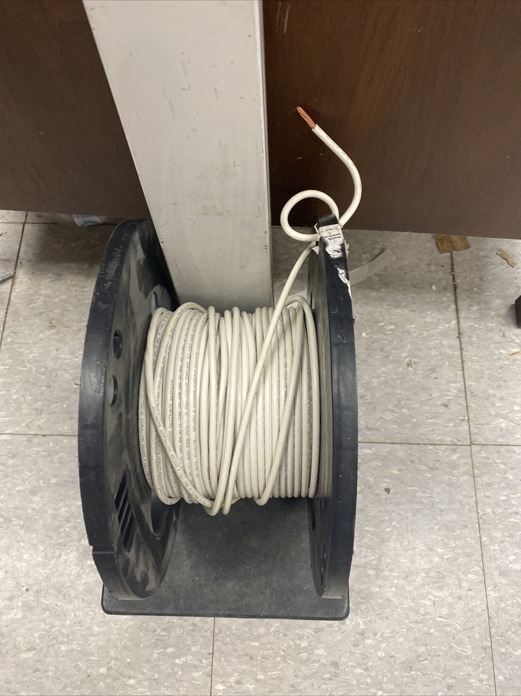Southwire #8 THHN white STRANDE WIRE 100f (49B2)