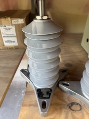 Eaton Cooper Power Series USAA015012A1245A11 VariSTAR Station Arrestor 63kAIC