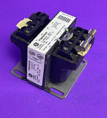 GE 9T58K0042G09 Transformer 0.050 kVA Pri: 220-240V or 440-480V Sec: 110-120V