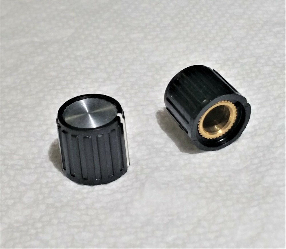 4 each APEM Knobs MPKG-50B1/4 Black with line pointer & screw for 1/4″ shaft