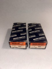 Micro Switch 3PA1 Limit Switch Enclosure (Lot Of 2)