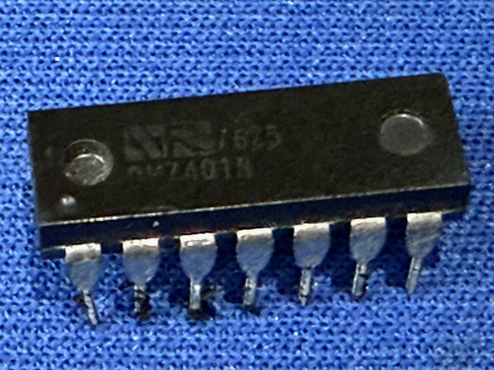 DM7401N NSC 7401N 14-Pin DIP NOS VINTAGE DC-625 LAST ONE RARE QTY-1
