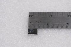 MICROCHIP TECHNOLOGY HCS512-I/SO CODE HOPPING DECODER (LOT OF 11)