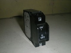 Airpax Sensata IEGZX1-1-51-10.0-AG-F3-V IEGZX1151100AGF3V 1Pole Circuit Breaker