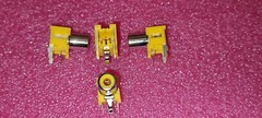 15 PCS SWITCHCRAFT PJRAN1X1U04 JACK T/H RTA RCA VIDEO YELLOW