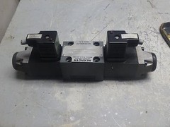 Rexroth-Okuma-Hydraulic-Valve_4WE6E51-AG24NK4V-S0-43A-813_KF0-0043-00