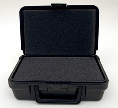 204 – PLATT LUGGAGE – BLOW MOLDED CASE – Exterior Dimensions (L x W x D): 9 1/2″