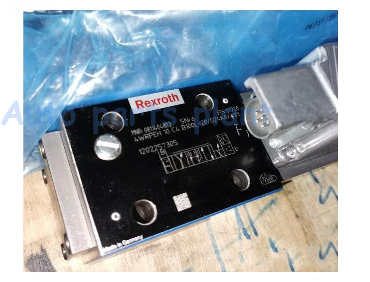 New Rexroth 0811404803 4WRPEH10C4B100L-2X/G24K0/A1M REXROTH valve 0811404803