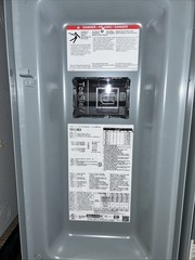 NIB Square D VHU363 100A 600V Heavy-Duty Non Fused Safety Switch Viewing Window