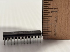 2 PCS Lot Toshiba Resistor TMM2018D-35 Never Used (b3)