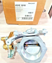 1PC Honeywell V51E1018 Butterfly Gas Valve, 2″Pipe Size NPT 5 PSI MAX OPER PRESS