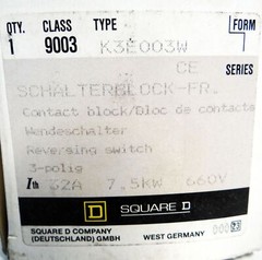 Schneider Electric (SQUARE) K3E003W 9003 Contact Block Switch Block -Unused/Original Box-
