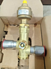 1PC Danfoss ETS 100 034G0508 Electric expansion valve,1 3/8 in- BRAND NEW