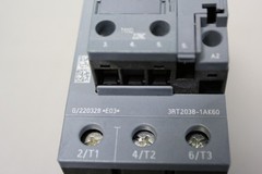 UNUSED SIEMENS POWER CONTACTOR 3RT2038-1AK60