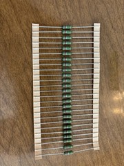 Lot of 25 .82 Ohm 1 watt Resistors ± 5% New Old Stock