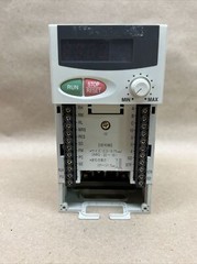 Mitsubishi FR-E520-0. 2K Inverter 1.5A Max 3 PH 200-240VAC 0.2kW