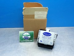 MENCOM GF-DB9M-RJ45-R-32 GFCI DUPLEX OUTLET INTERFACE CONNECTOR 04250290164