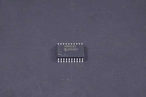 XC18V01SO20I Xilinx In-system Programmable 3.3V PROMs 20-Pin SOP �C40C to 85C NO