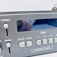 Delco Model 16169155 is an OEM AM/FM Radio General MOtors Vehicles 1994-97 NOS