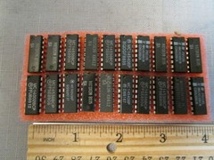 (20) Various DIP IC’s Through Hole N82S83N MC14002BCP MM145388CN etc.