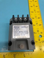 2 Bently Nevada 124534-01 Custom Proximitor, 177815