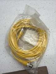 EKRB001-ESRB001-A4.400-WE2Y-8 Turck Double Ended Cordset