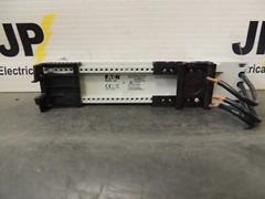 Eaton/Cutler-Hammer BBA0-25 (EEC6025-L) Busbar Adaptor 45MM – Used