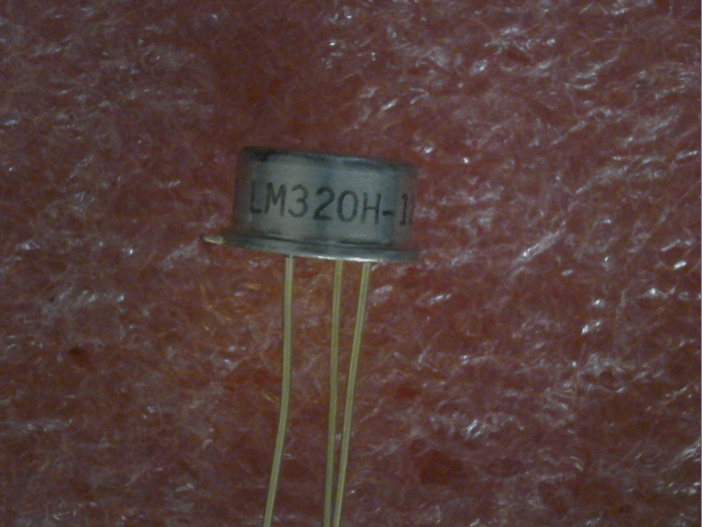 2 PCS NATIONAL SEMI LM320H-12 12V 0.2A TO-39 FIXED NEGATIVE VOLTAGE REGULATOR