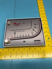 DWYER MODEL 26 MANOMETER M, 184637