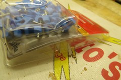 Gardner Bender PTP-25, Data Cable Staples, pkg of 25, blue, wood