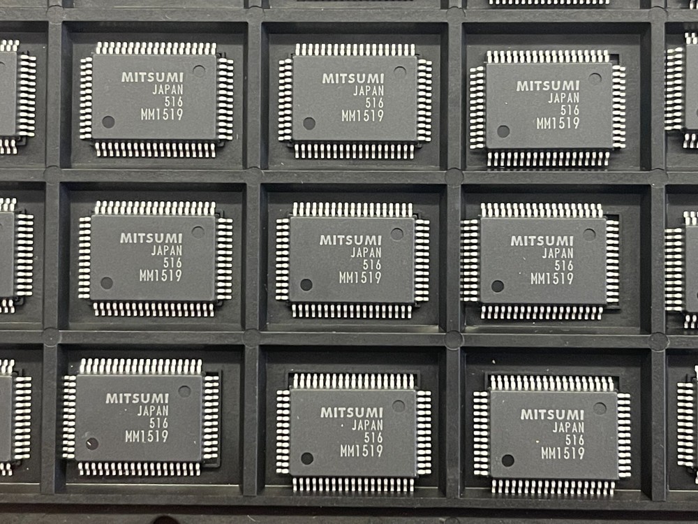 (10 PIECE LOT) MM1519XQ, MITSUMI, 3-CHANNEL, AUDIO/VIDEO SWITCH, 64 Pin Plastic