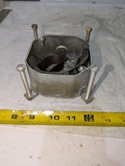 NNB FLOOR BOX 4″ OCTAGON 21/8 DEPTH 21/4″ SERVICE FITTING OPENING 800 NUMBER