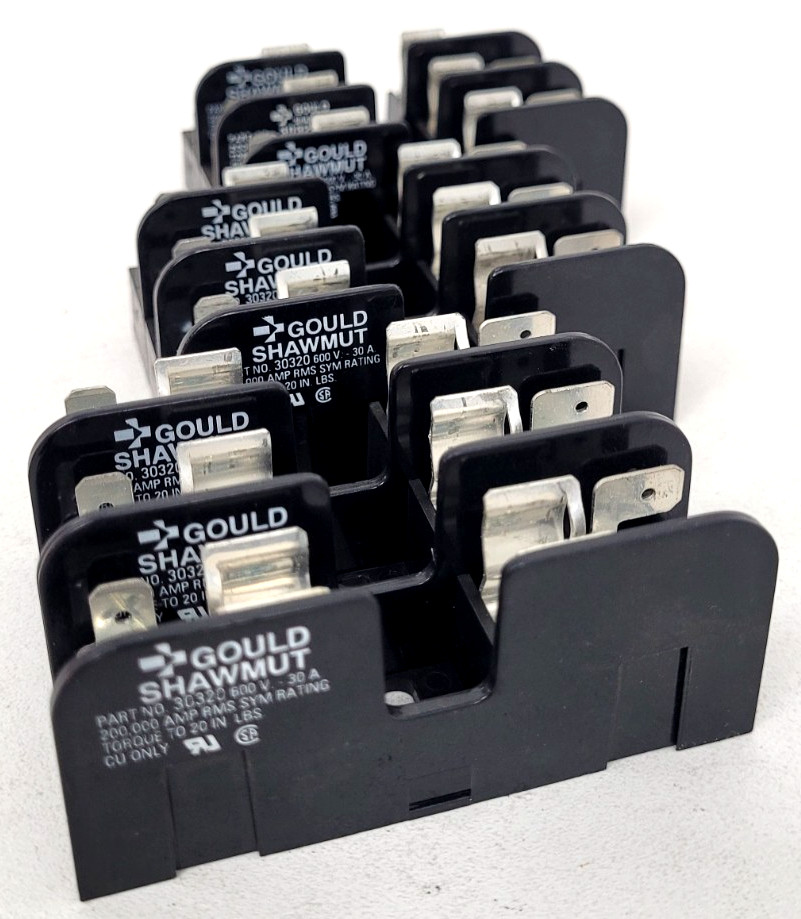 Lot of 3 – 30320 Gould 600 Volt 30 Amp 3 Pole Fuse Holders – Next Day Option