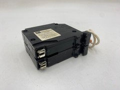 Cutler-Hammer CHSA Series A Secondary Surge Arrester Plug-On 240 Volt AC 2 Pole
