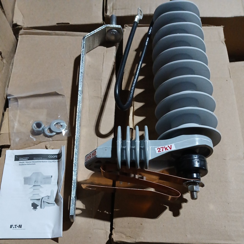 Eaton UHS27116P1T1C1E UltraSIL Housed VariSTAR MOV Arrester 27kV 22MCOV