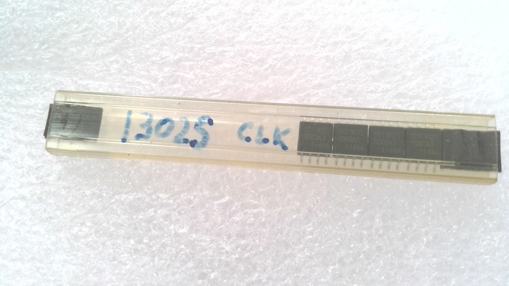 DS1302S REAL TIME CLOCK IC, 8-PIN SOIC, 0003A3 114M (LOT OF 4)